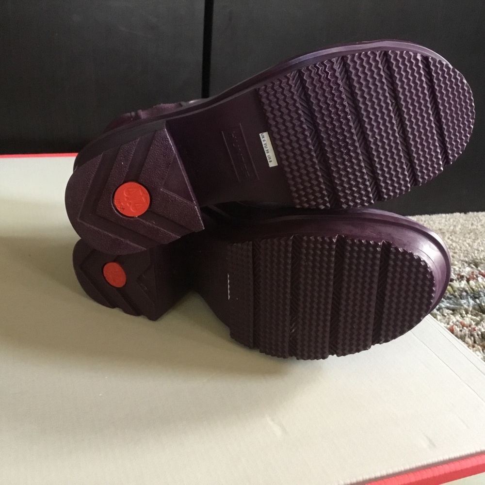*SOLD💋Hunter Boots Burgundy Block Heel Limited - Picture 5 of 8